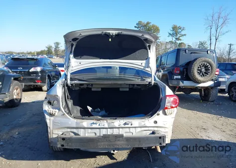 2012 Toyota Corolla Le z USA, uszkodzony, nr VIN 5YFBU4EE1CP025900